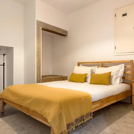 Апартаменты Your In Santa Marta Next To Liberdade