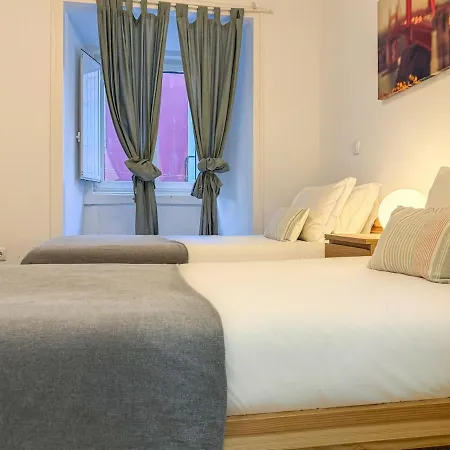 Апартаменты Your In Santa Marta Next To Liberdade Лиссабон
