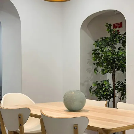 Your In Santa Marta Next To Liberdade Апартаменты Лиссабон