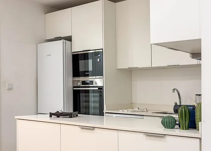 Appartement Your In Santa Marta Next To Liberdade Lisboa