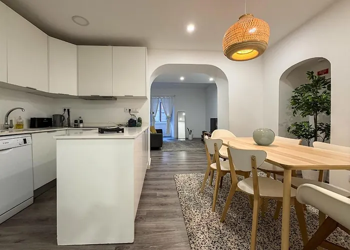 Your In Santa Marta Next To Liberdade Διαμέρισμα Lisboa